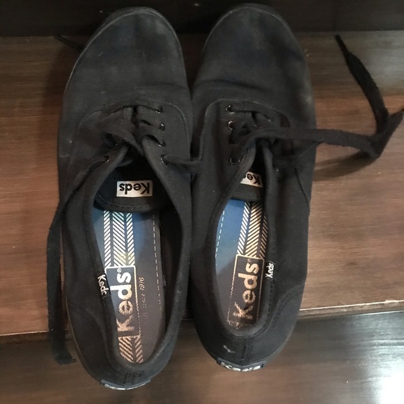 Women’s Champion Originals Keds - Picture 2 of 6